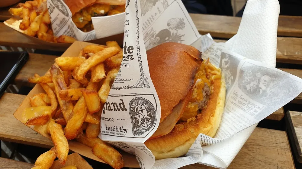 Le Bacon Cheeseburger