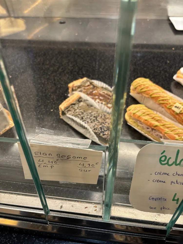 Eclair Chateau Matcha