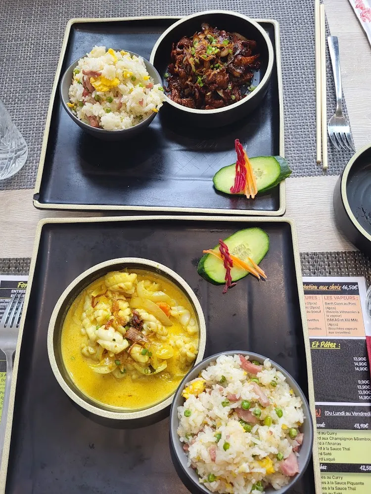 Seiches Au Curry Et Porc Caramel