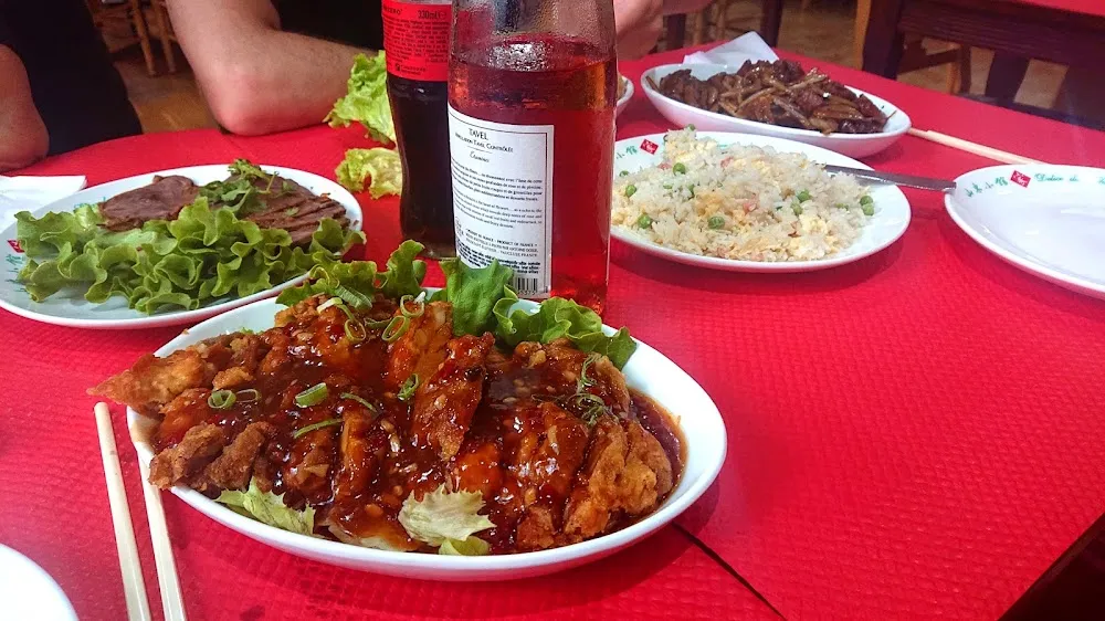 Poulet Croustillant À la Sauce Aigre Douce