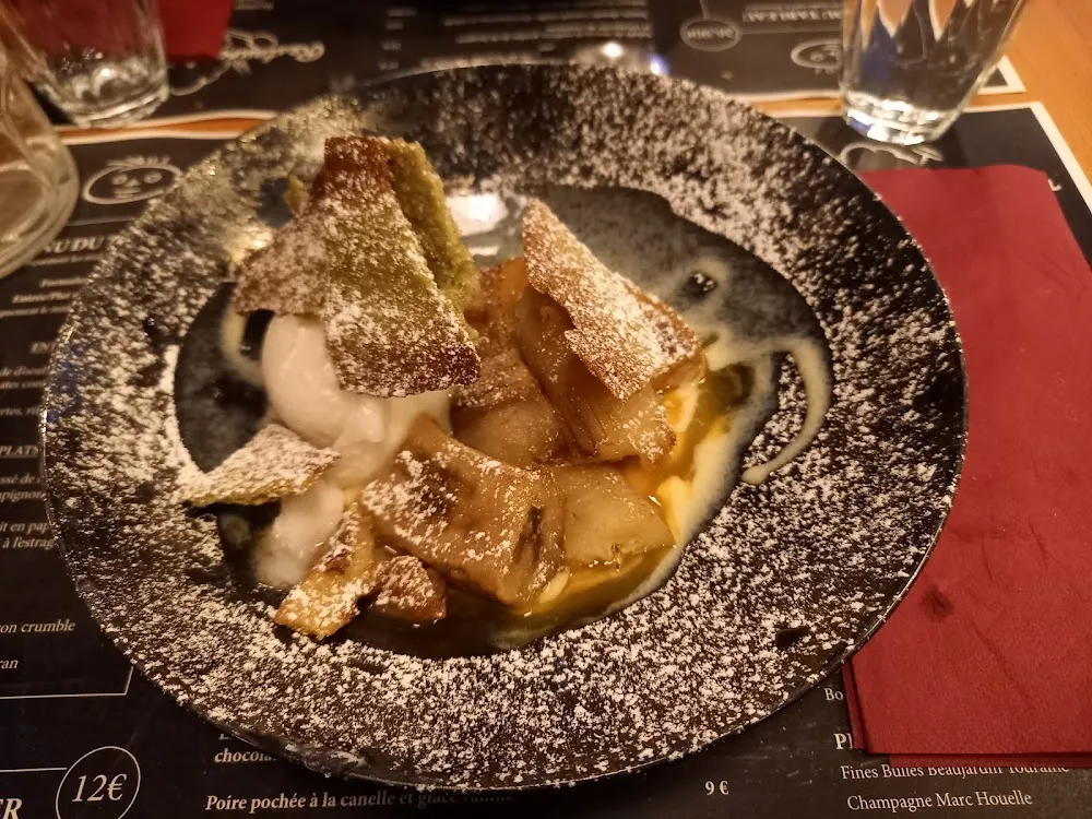 Fricassée de Bananes Et Son Croquant À la Pistache Sorbet Citron