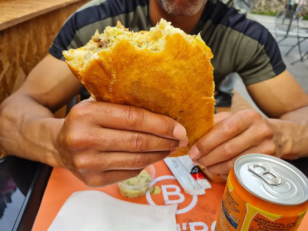 Bokit Au Poulet Frites