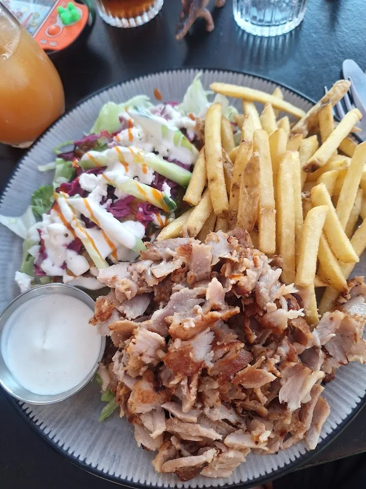 Döner Teller Mit Brot