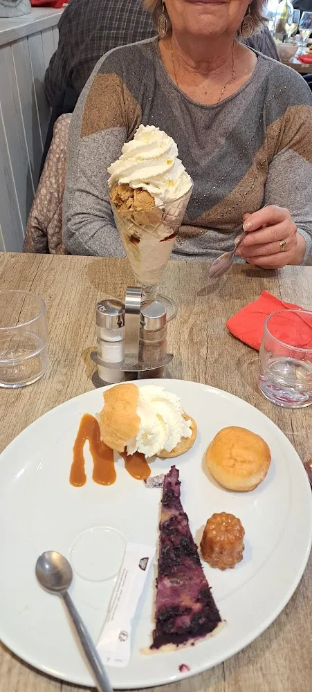 Café Gourmand Et Café Liegois