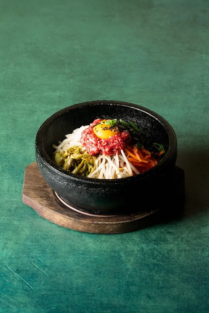 Dolsott Bibimbap