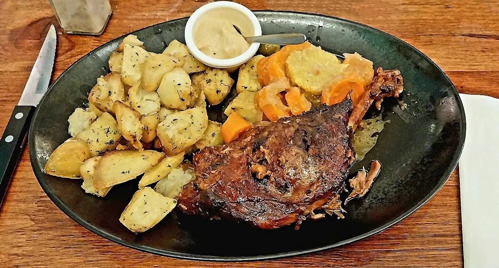 Confit de Canard À L'orange