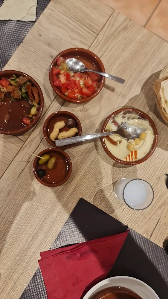 Hummus Fattouch and Raheb