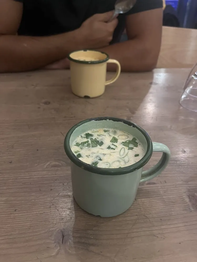 Soupe Poulet Au Lait de Coco