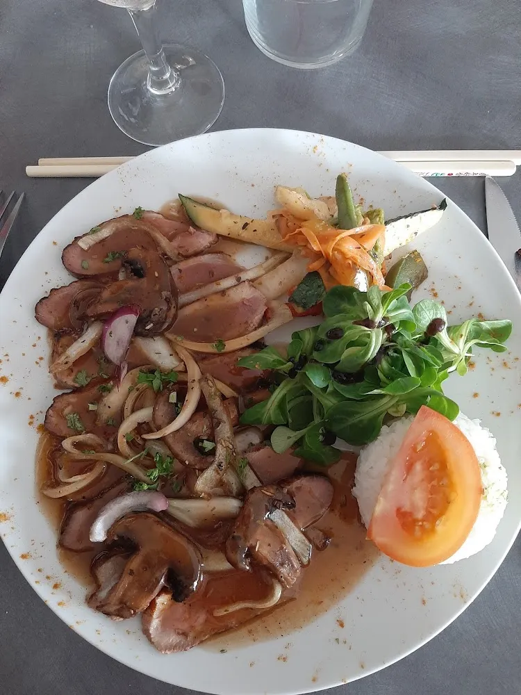 Canard Laqué Au 5 Épices