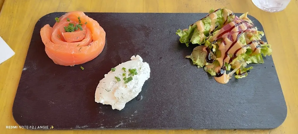 Saumon Gravelax Crème Fouettée A L'aneth