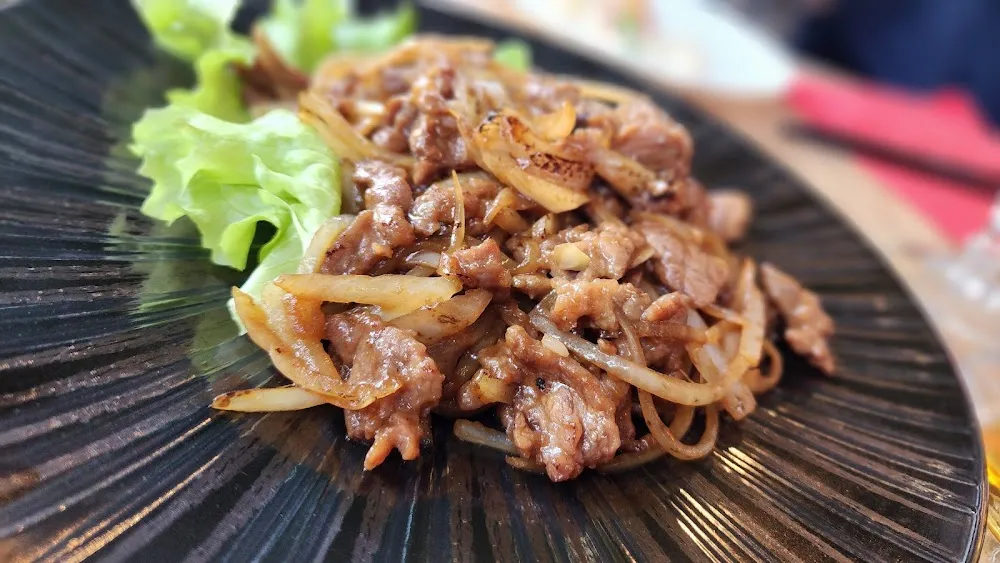 Boeuf Sauté Aux Oignons