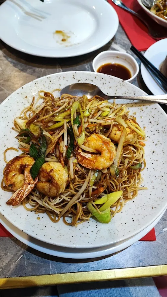 Fried Noodles with Shrimps