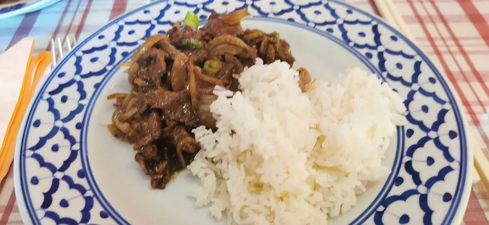 Boeuf Aux Oignons Bhajia