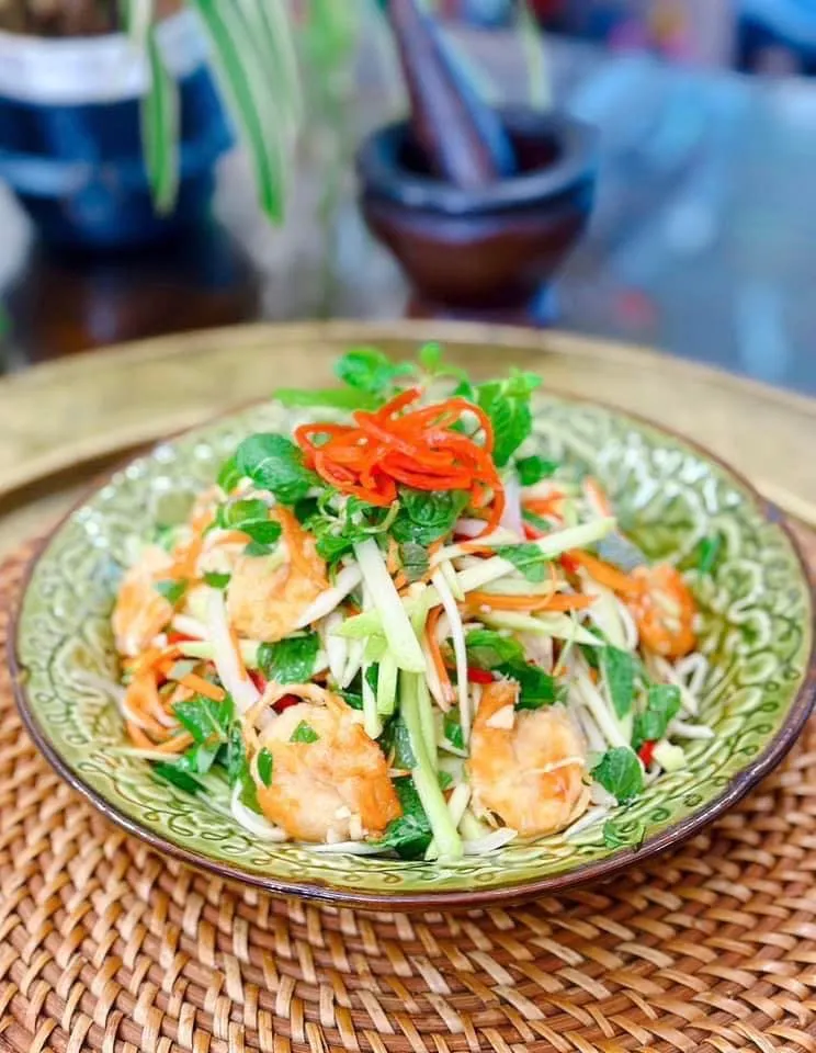 Salade Đu Đủ Tôm Fresh Papaye Salade With Shrimps Salade de Mangue Aux Crevettes