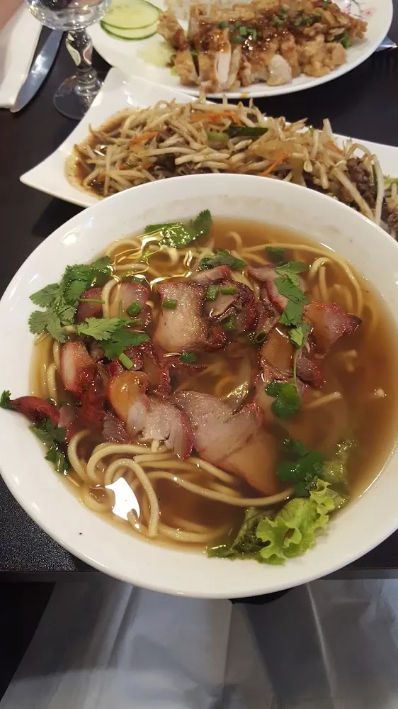 Soupe de Nouilles Au Porc Laqué