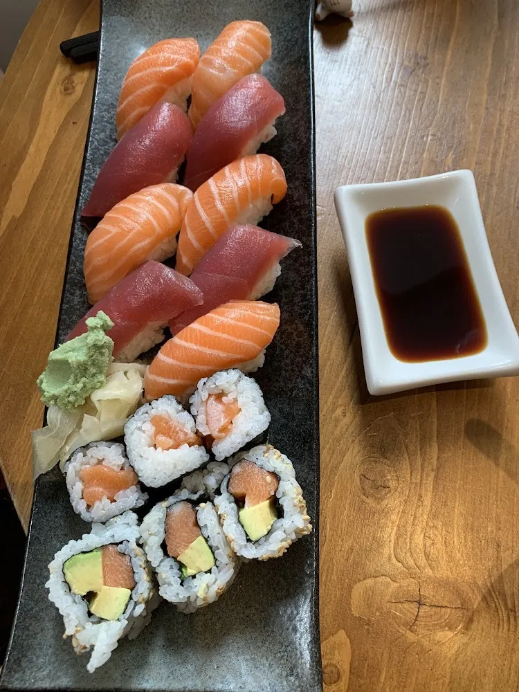 Sushi Thon Et Saumon