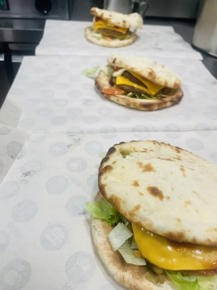 Naan Burger