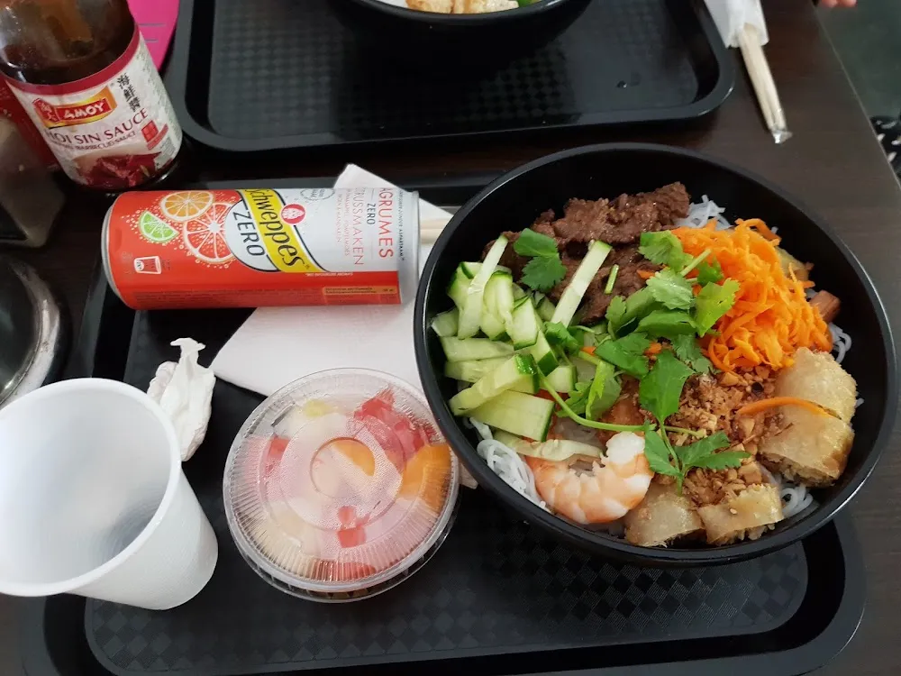 Bò-bún Spécial Happy