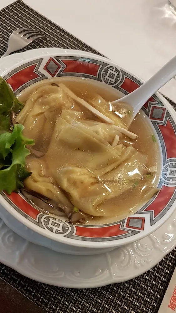 Potage Aux Raviolis Chinois