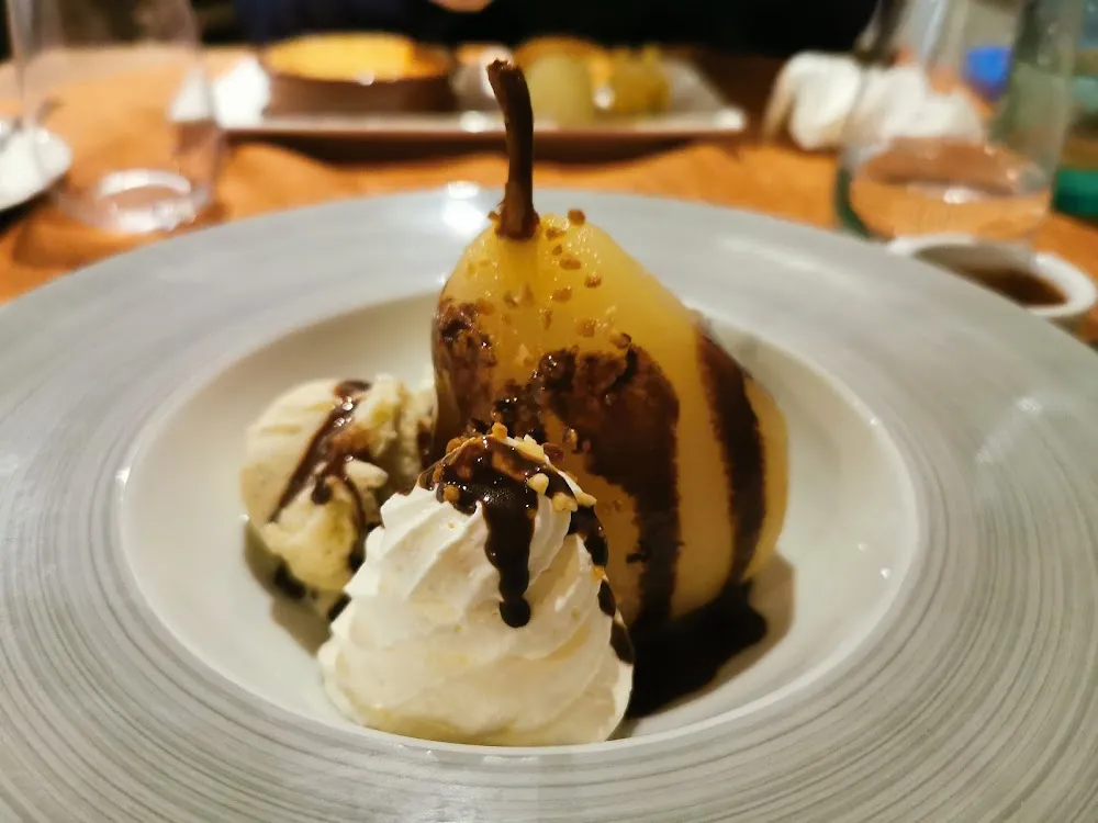 Poire Pochée