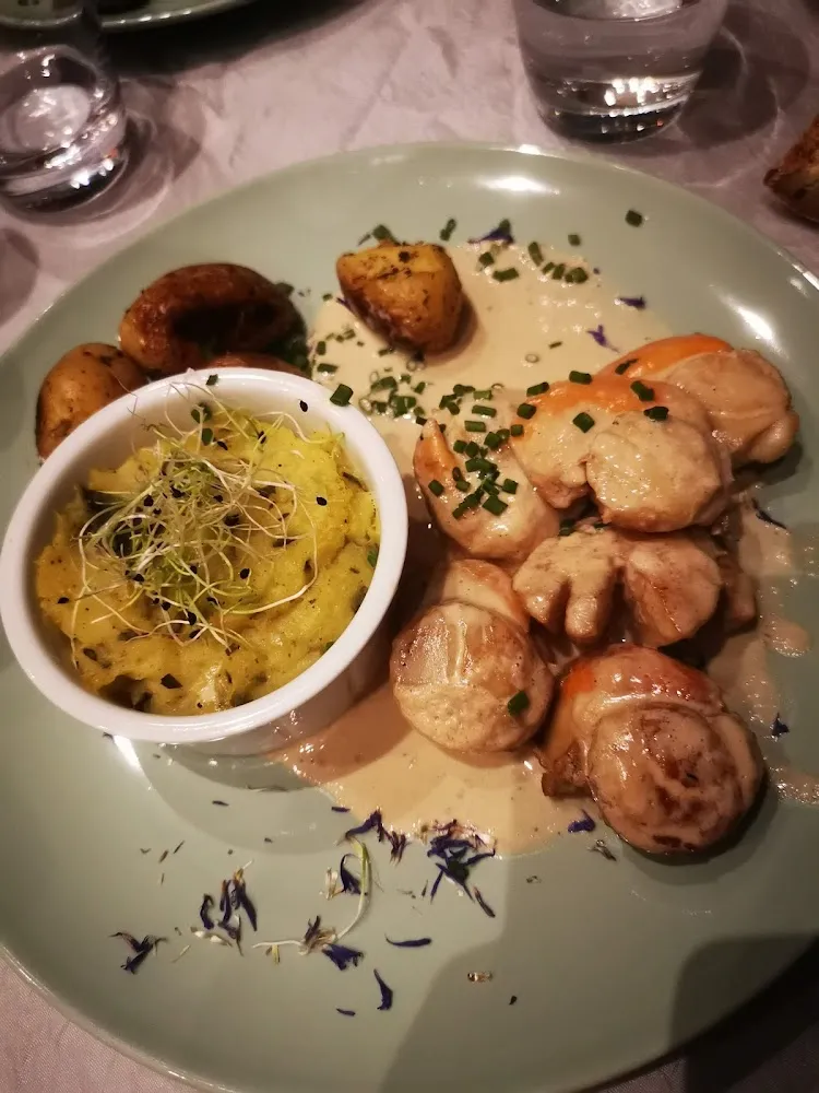 St Jacques Flambées Au Whisky