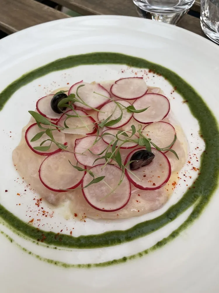 Carpaccio de Saint-Jacques Agrumes Et Condiments