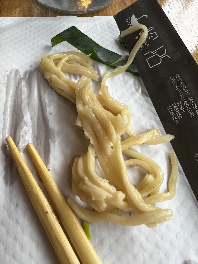 Nouilles Ramen Tirées À la Main