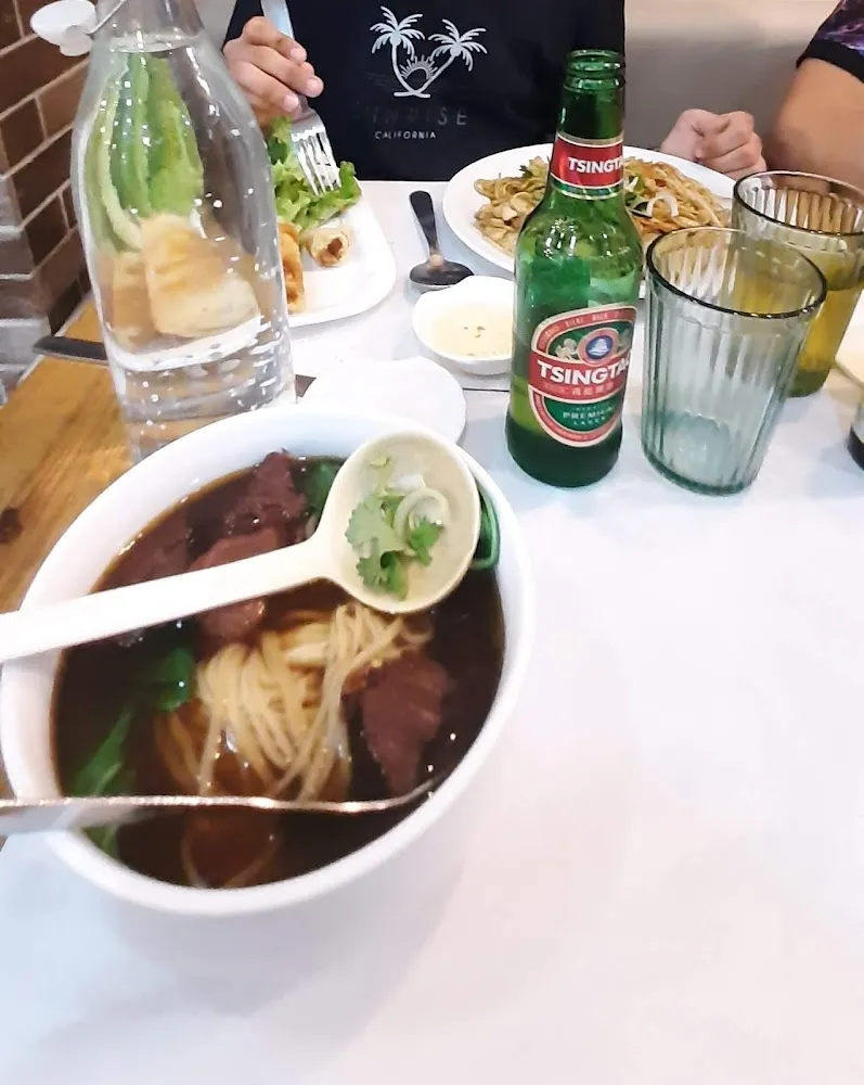 Soupe de Nouilles de Boeuf Braisé