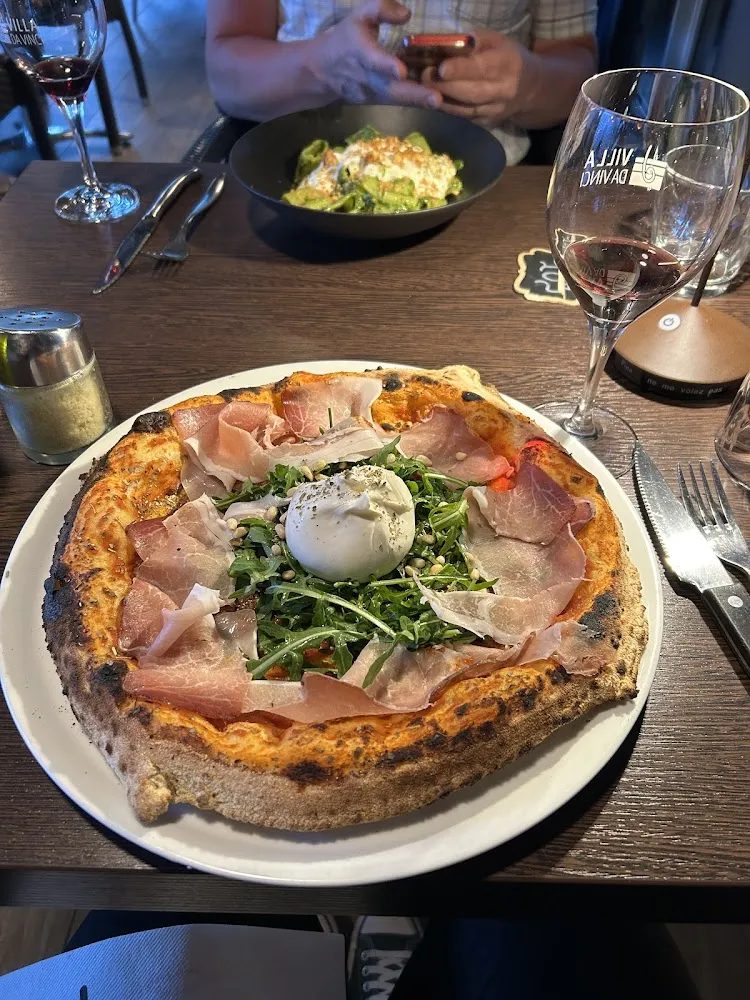 Burrata Pizza