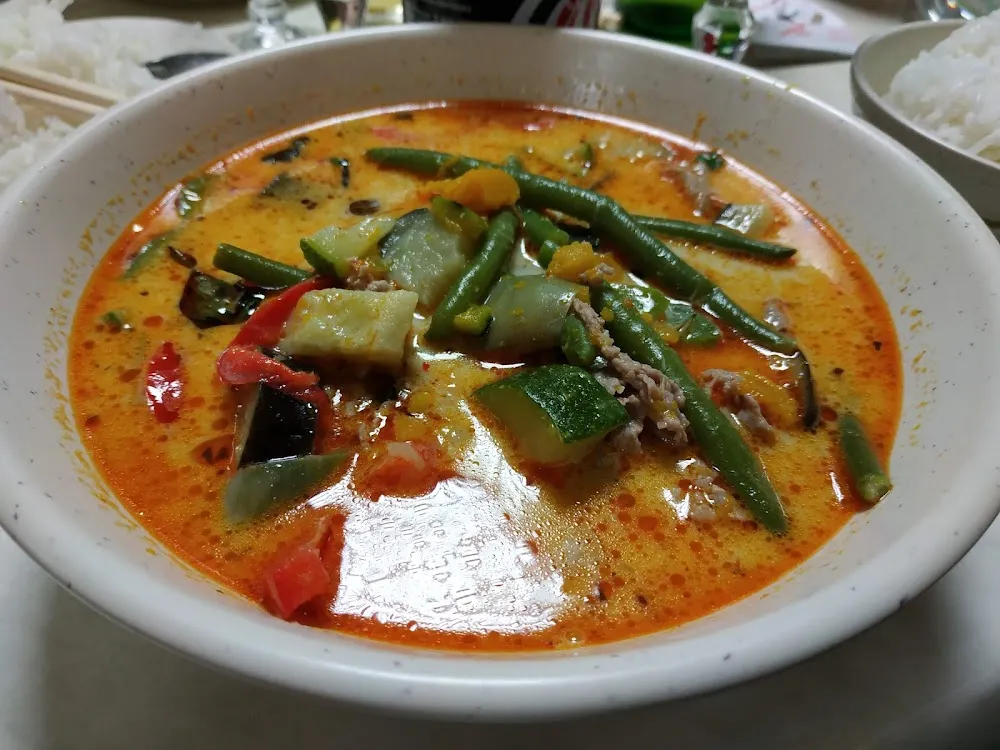 Bœuf Au Lait de Coco Et Curry Avec Riz 70