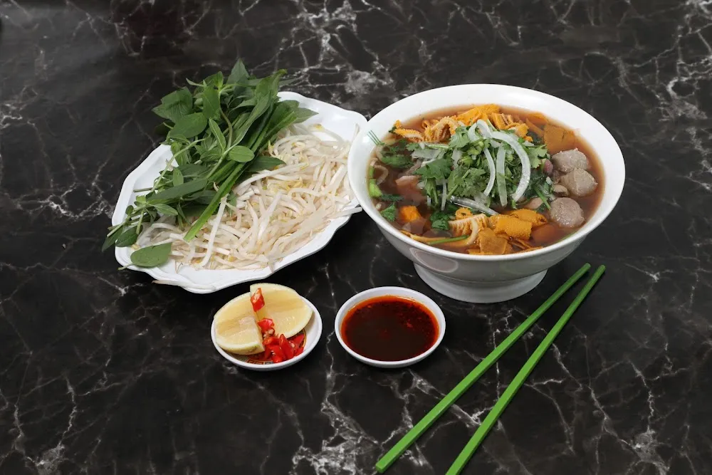 Vermicelli Soup of Hue Style