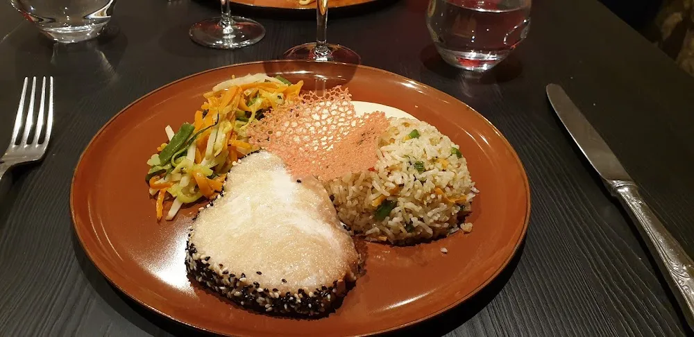 Cœur de Thon Blanc Sauce Au Curry Rouge