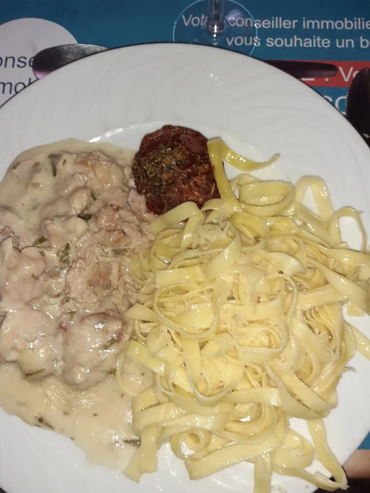 Effiloché de Porc Tagliatelles Sauce Gorgonzola