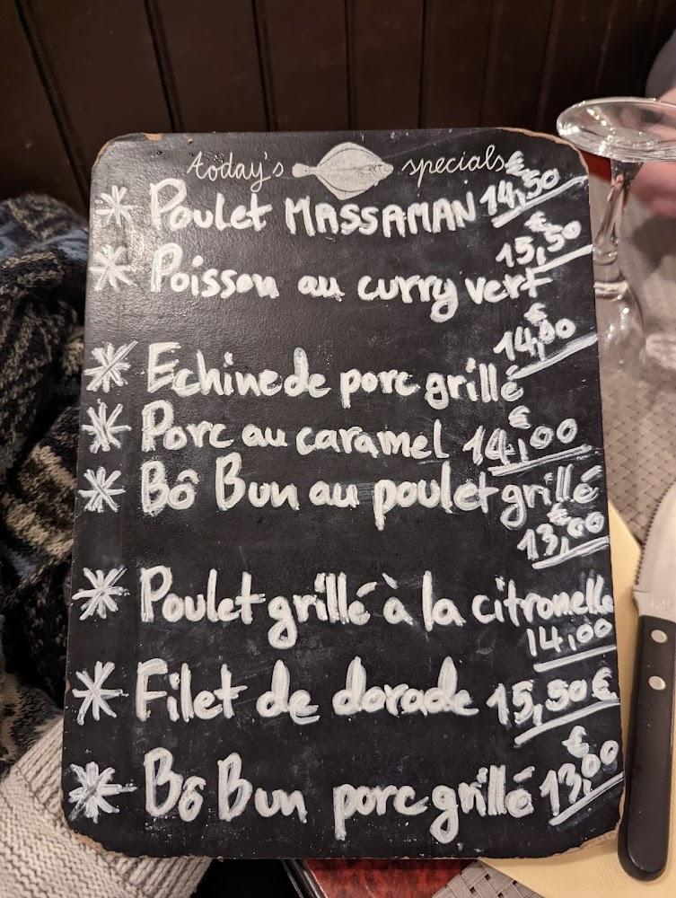 Le Fleuve Rouge - Scan Menu 3