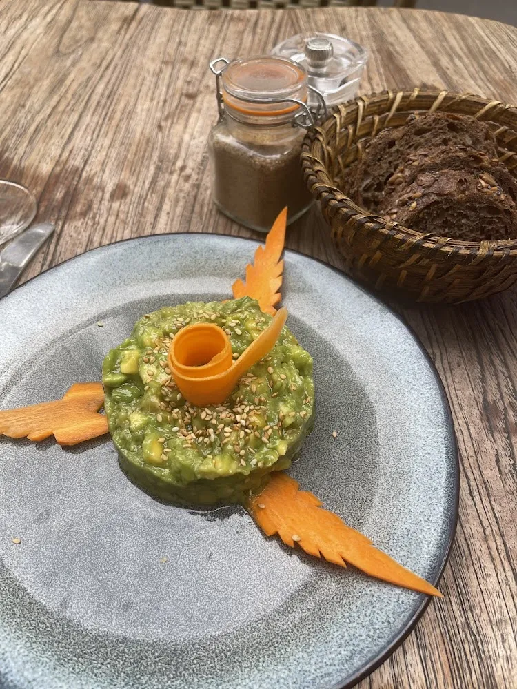 Le Tartare d'avocat Et Mangue Vegan