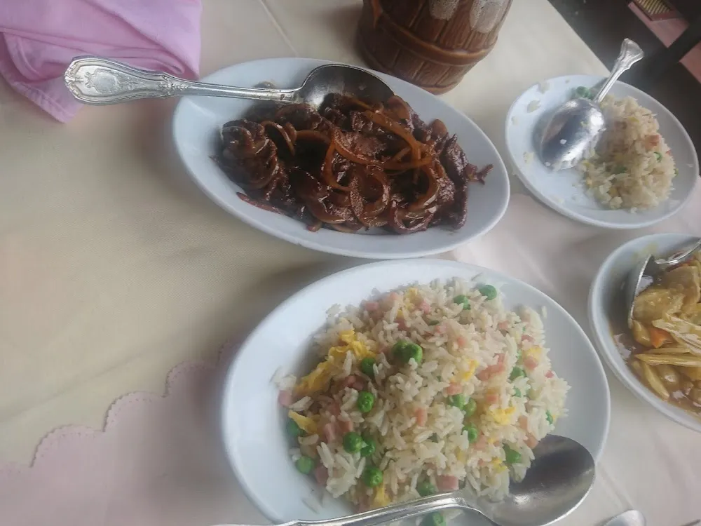 Riz Cantonnais Et Boeuf Aux Oignons
