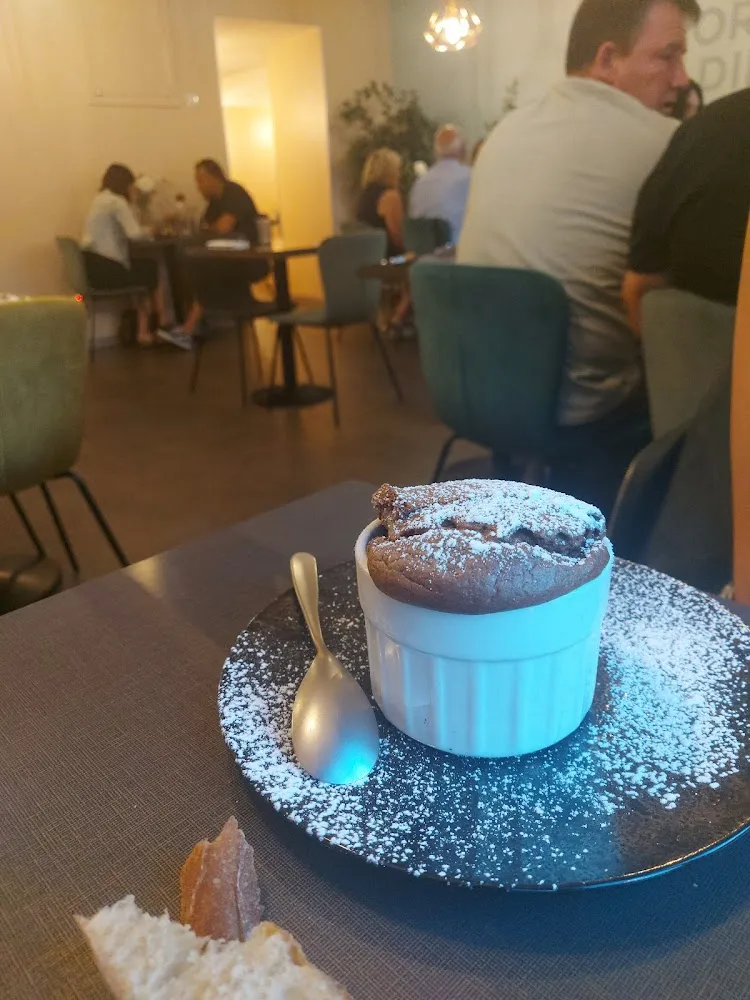 Le Soufflé Au Chocolat