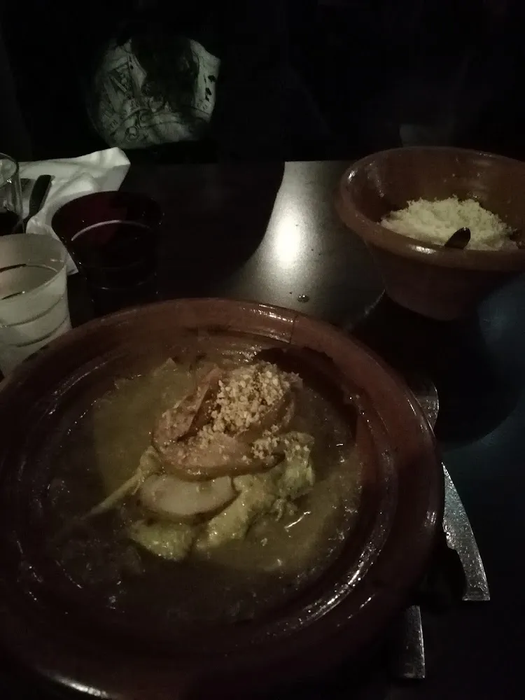 Tajine Poulet Aux Poires Caramélisées
