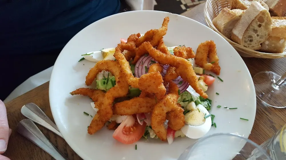 Salade de Poulet Pané