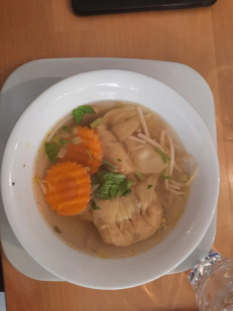 Soupe Aux Raviolis Crevettes