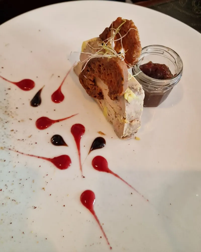 Terrine de Foie Gras Du Sud-Ouest Et Confiture de Vin