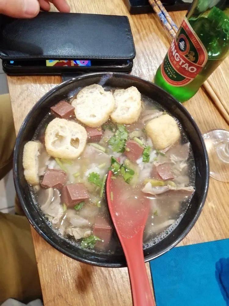 Soupe de Vermicelles Au Sang Et Des Viscères de Canard Bouilli