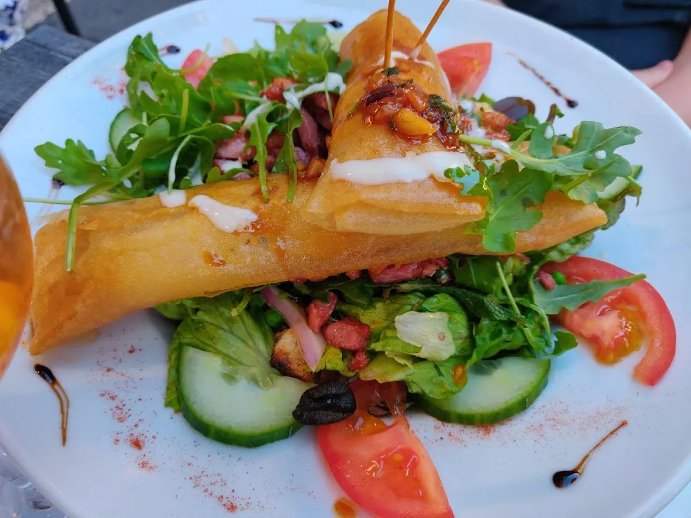 Salade Avec Croustillant de Chevre