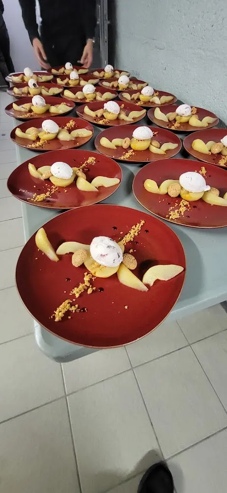 Poire Poché À la Vanille