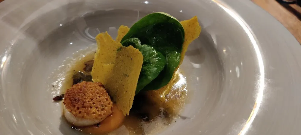 Noix de Saint-Jacques Sauce Curry Purée de Patate Douce