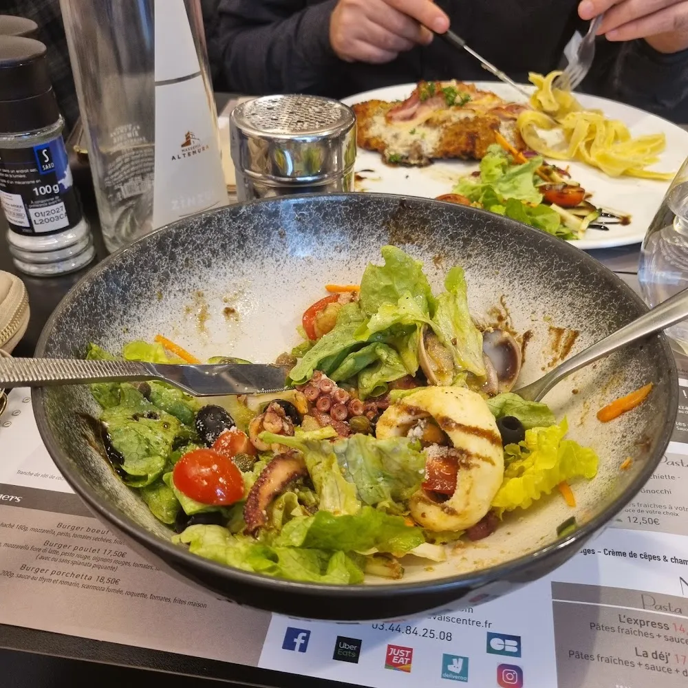 Putipu Seafood Salad