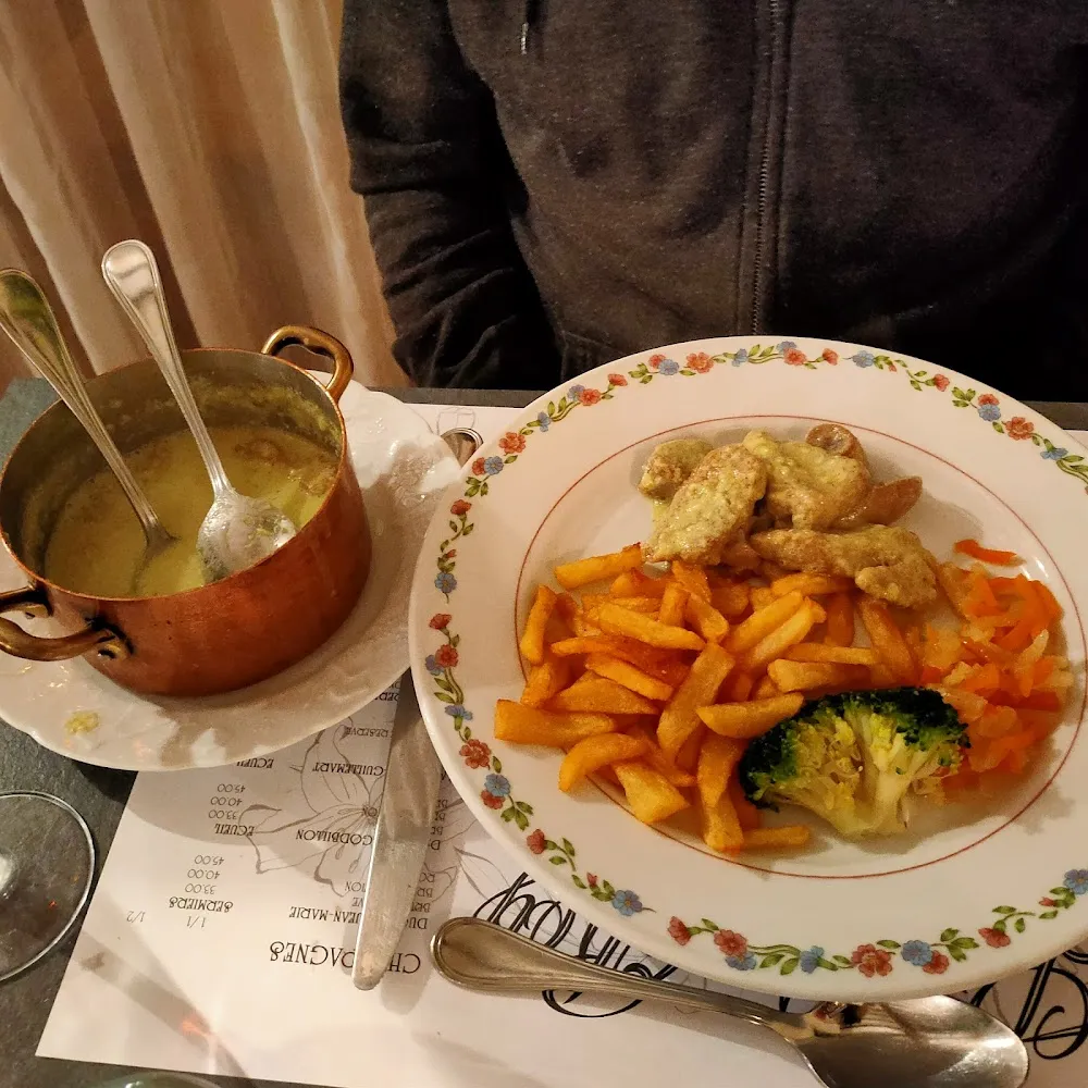 Cassolette de Ris de Veau Et Rognon Sauce Avocat