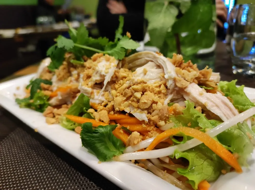 Salade Au Poulet Et Ses Légumes Frais