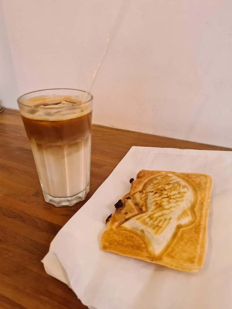 Iced Latte Avec Un Bungeobbang