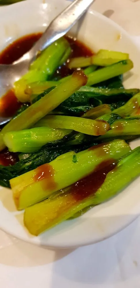 Seasonal Green in Oyster Sauce